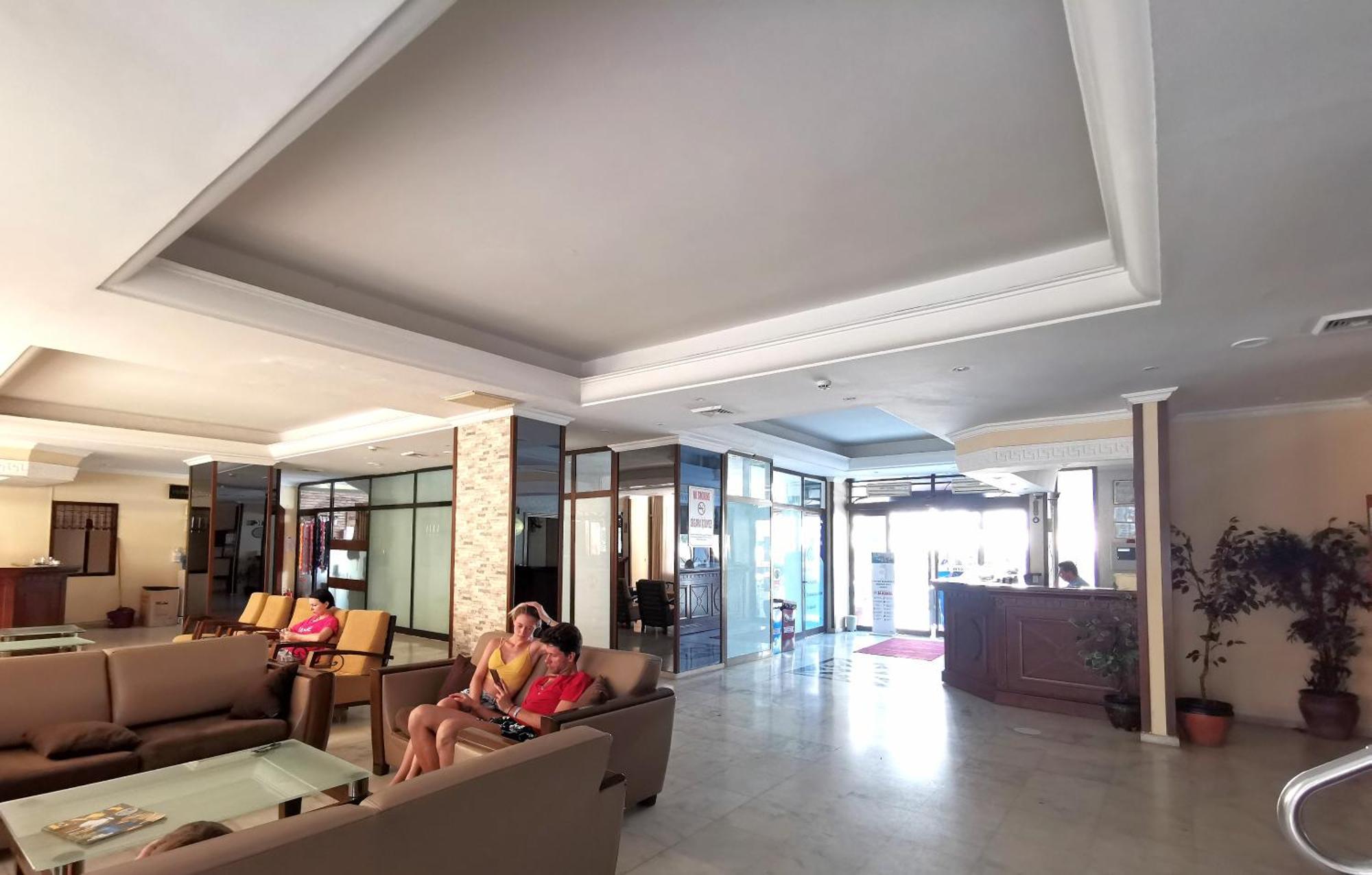 Intermar Hotel Мармарис Екстериор снимка