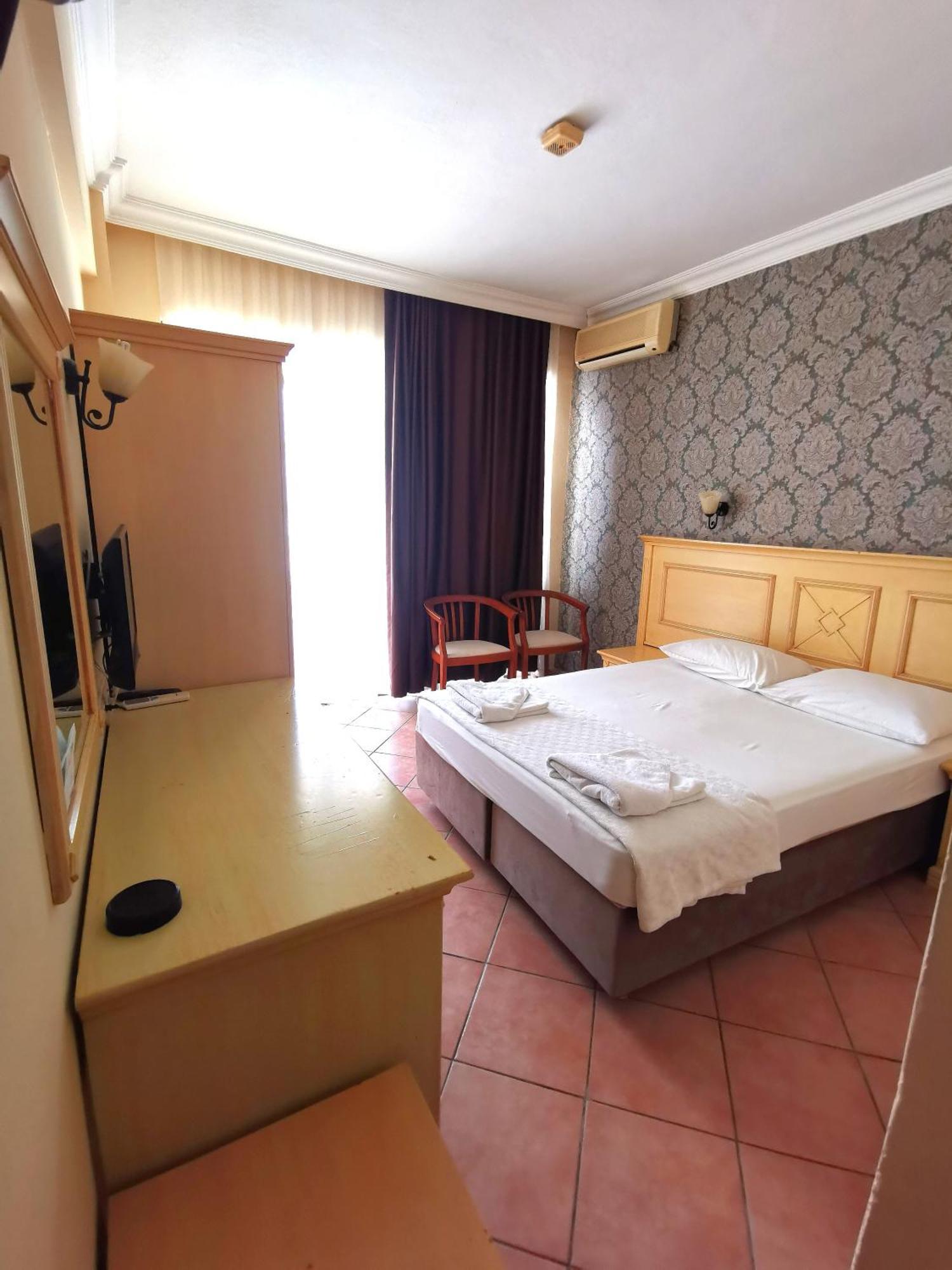Intermar Hotel Мармарис Екстериор снимка