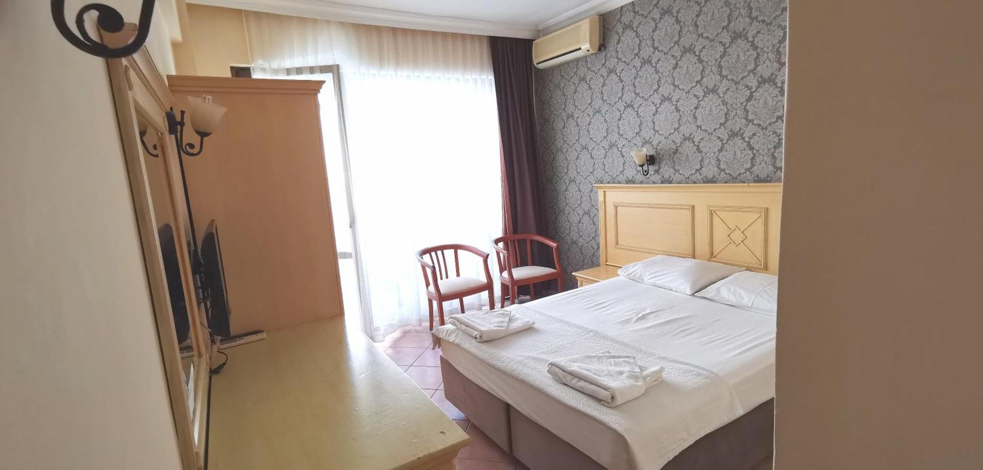 Intermar Hotel Мармарис Екстериор снимка