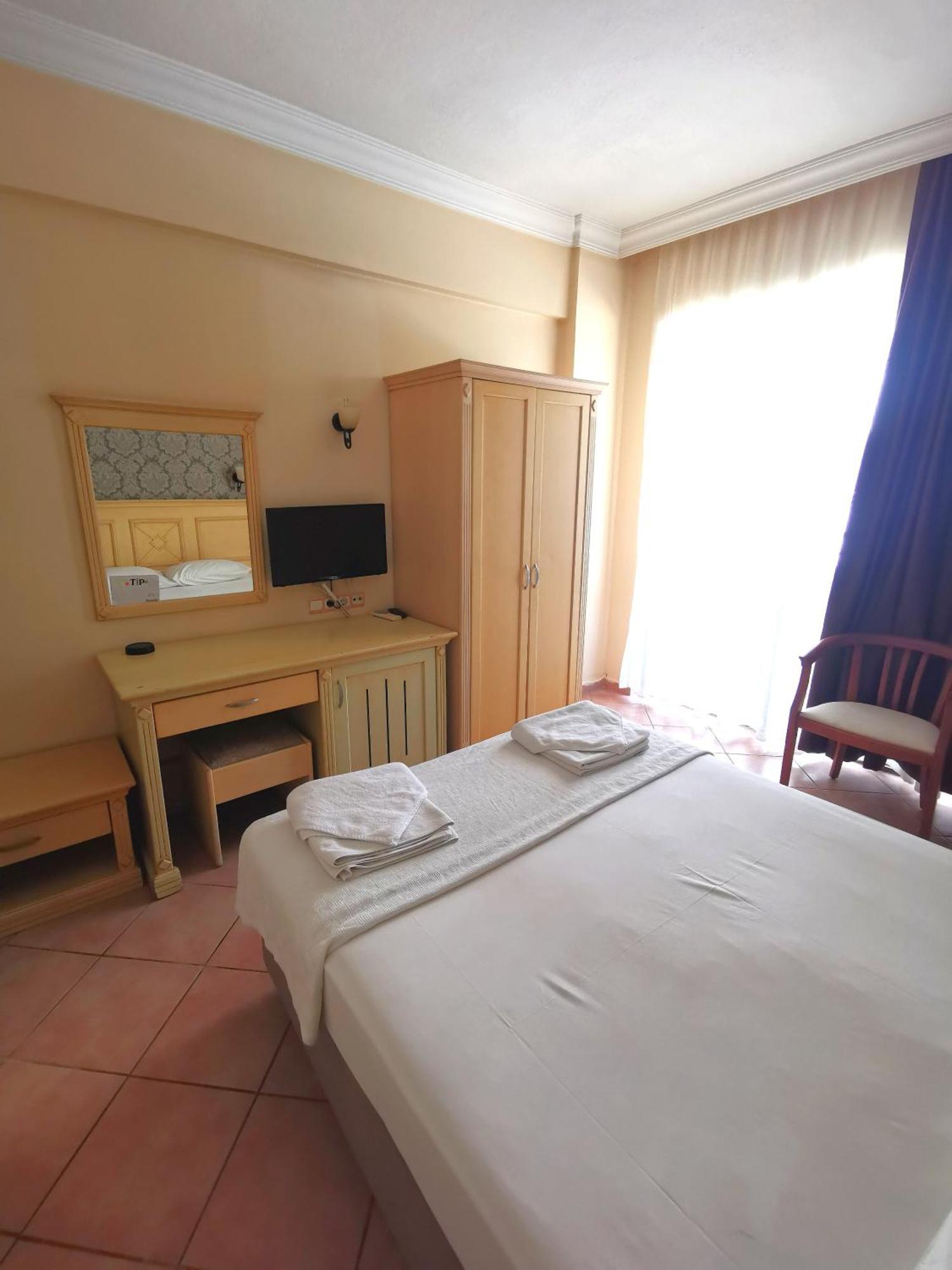 Intermar Hotel Мармарис Екстериор снимка